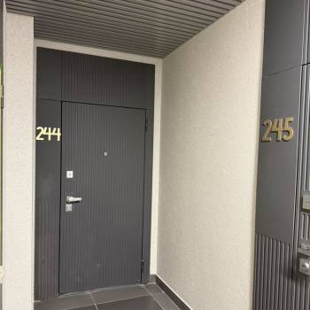 Продается 1-комнатная квартира, 48 м²
