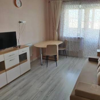 Сдается 1-комнатная квартира, 37 м²
