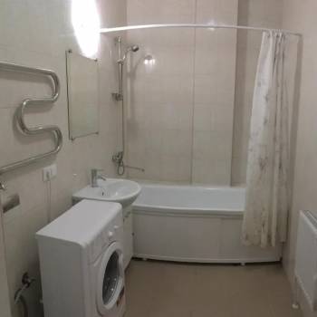 Сдается 1-комнатная квартира, 37 м²
