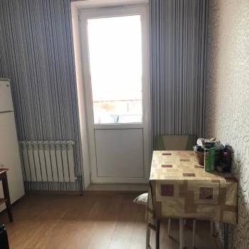 Сдается 1-комнатная квартира, 35 м²