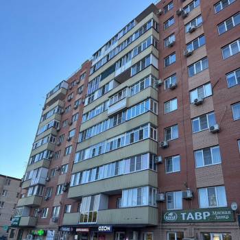 Продается 1-комнатная квартира, 46 м²