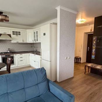 Сдается Многокомнатная квартира, 90 м²