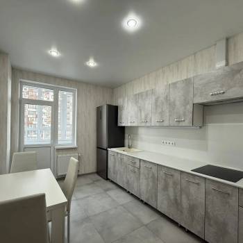 Сдается 2-х комнатная квартира, 60 м²