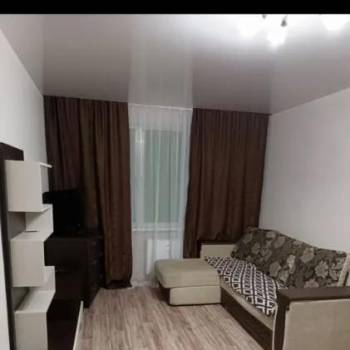 Сдается 1-комнатная квартира, 38 м²