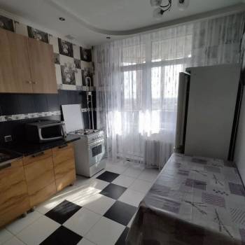 Сдается 1-комнатная квартира, 35 м²