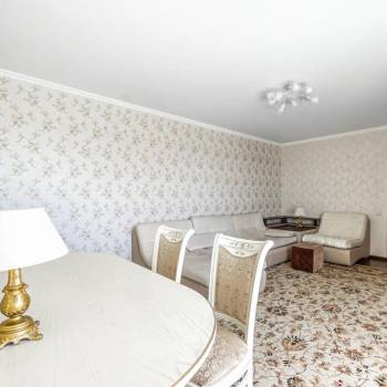 Сдается 2-х комнатная квартира, 65 м²