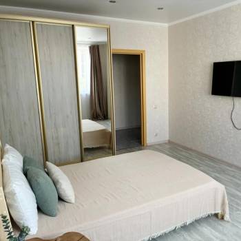 Сдается 1-комнатная квартира, 40,9 м²