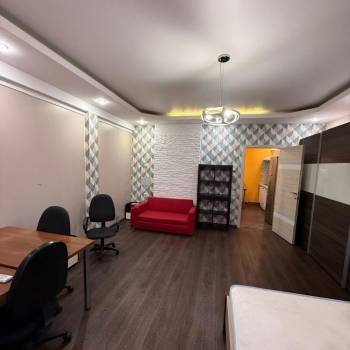 Сдается 1-комнатная квартира, 45 м²