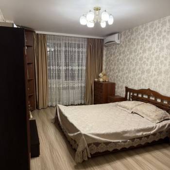 Сдается 1-комнатная квартира, 41 м²
