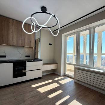 Продается 1-комнатная квартира, 35 м²