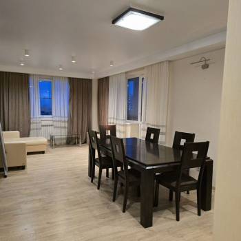 Сдается 2-х комнатная квартира, 67 м²