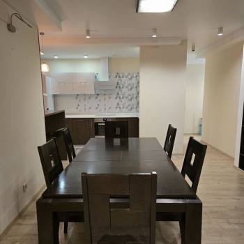 Сдается 2-х комнатная квартира, 67 м²