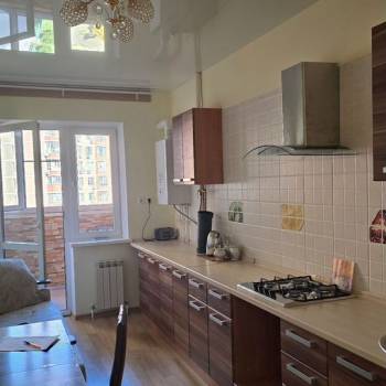 Сдается 1-комнатная квартира, 46 м²