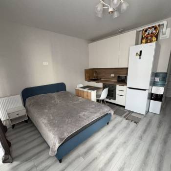 Продается 1-комнатная квартира, 28,4 м²