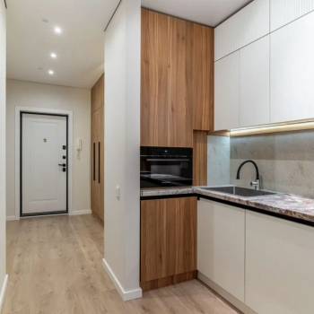 Сдается 1-комнатная квартира, 42 м²