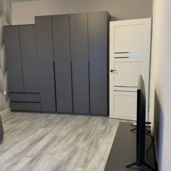 Сдается 1-комнатная квартира, 49 м²