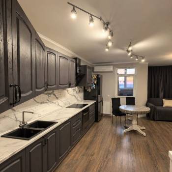 Продается Многокомнатная квартира, 92 м²