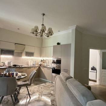 Сдается 1-комнатная квартира, 50 м²