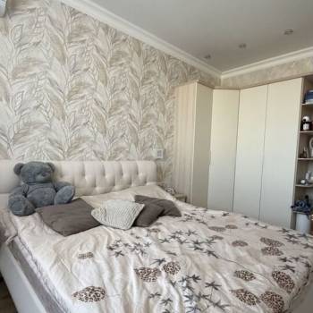 Сдается 1-комнатная квартира, 50 м²