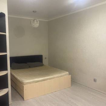 Сдается 1-комнатная квартира, 41 м²