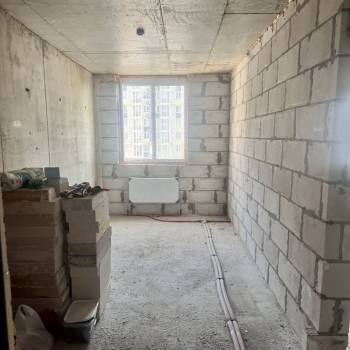 Продается 1-комнатная квартира, 43 м²