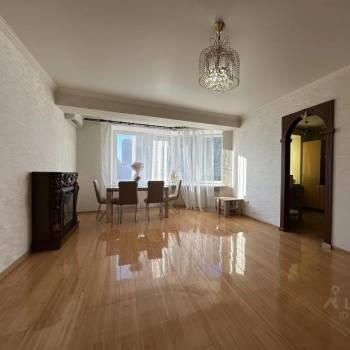 Продается 3-х комнатная квартира, 80,8 м²