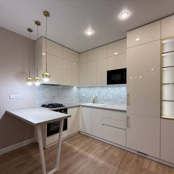 Продается 1-комнатная квартира, 38 м²