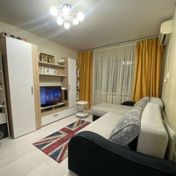 Продается 1-комнатная квартира, 30,2 м²