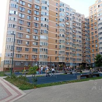 Продается 3-х комнатная квартира, 58 м²