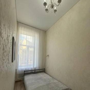 Продается 1-комнатная квартира, 30 м²
