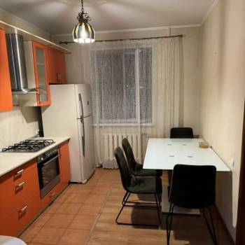 Сдается 2-х комнатная квартира, 58 м²
