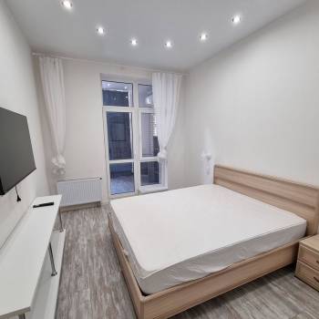Сдается 1-комнатная квартира, 57 м²