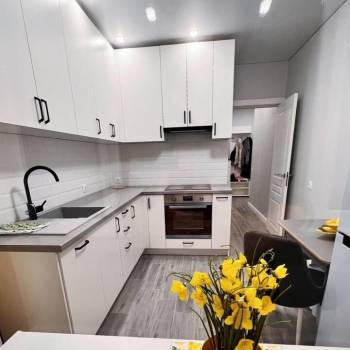 Сдается 1-комнатная квартира, 42 м²