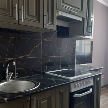 Продается 1-комнатная квартира, 38 м²