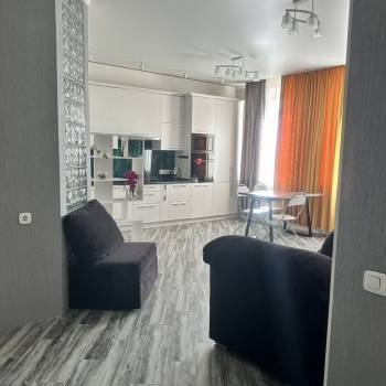 Сдается 2-х комнатная квартира, 65 м²