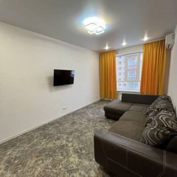 Сдается 1-комнатная квартира, 43 м²