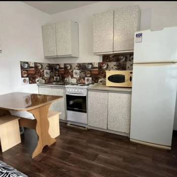 Продается 1-комнатная квартира, 40 м²