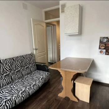 Продается 1-комнатная квартира, 40 м²