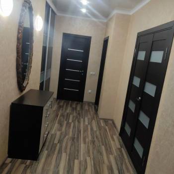 Сдается 2-х комнатная квартира, 80 м²