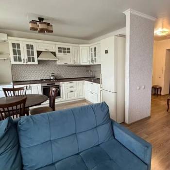 Сдается Многокомнатная квартира, 90 м²