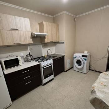 Сдается Многокомнатная квартира, 68 м²