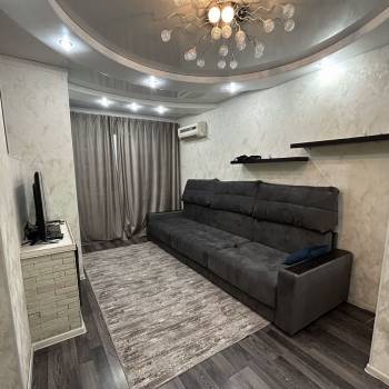 Сдается Многокомнатная квартира, 80 м²