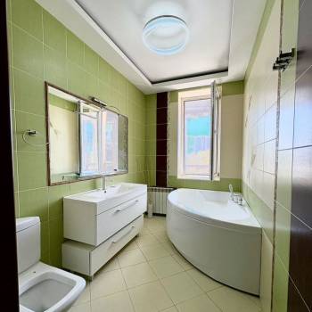 Сдается 2-х комнатная квартира, 60 м²