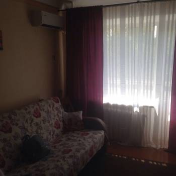 Сдается 1-комнатная квартира, 40 м²