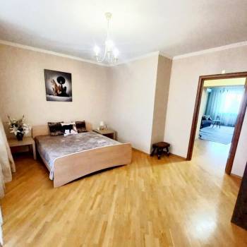 Сдается 2-х комнатная квартира, 72 м²