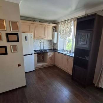 Продается 3-х комнатная квартира, 54 м²