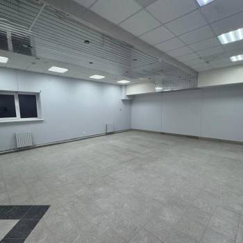 Продается Нежилое помещение, 335 м²