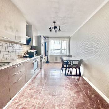 Продается 3-х комнатная квартира, 97 м²
