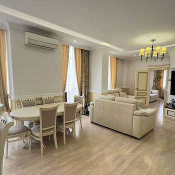 Продается 3-х комнатная квартира, 100 м²