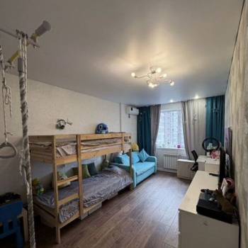 Продается 3-х комнатная квартира, 82 м²